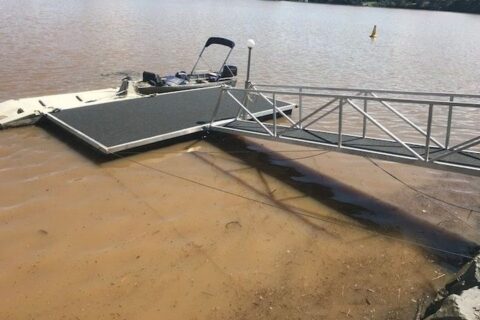 Cabled Pontoon Docks