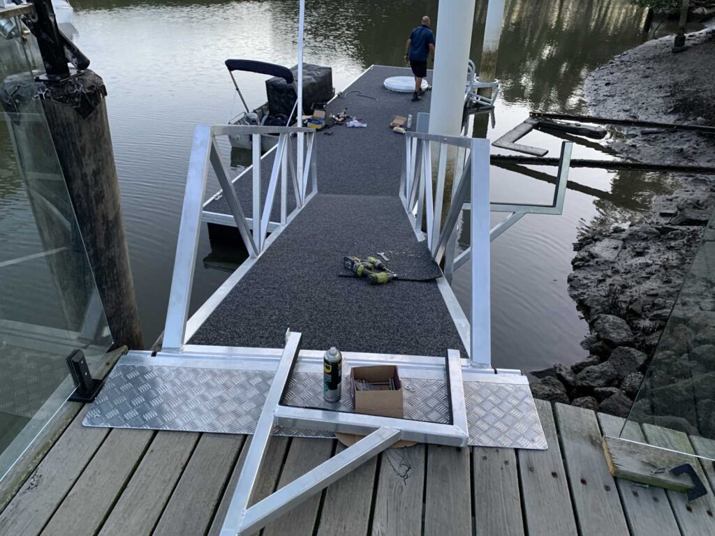 Pontoon Repair Services