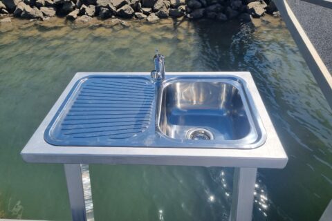 fishing cleaning station