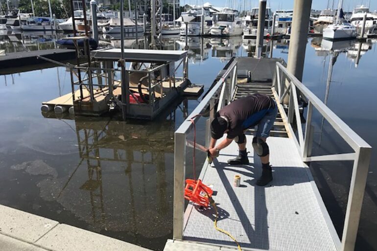 Convenient Mobile Pontoon Repairs on the Gold Coast with Micks Marine Maintenance